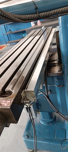 FRESADORA FERRAMENTEIRA FIRST - MODELO LC185 VS-E