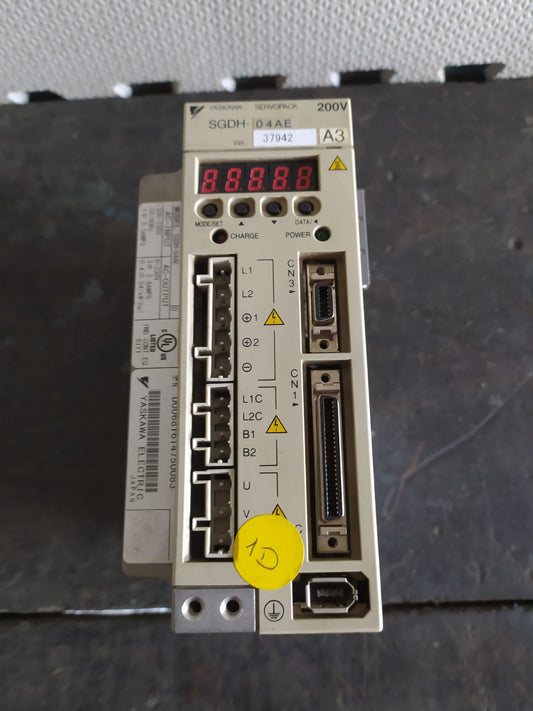 Acionamento Yaskawa Servopack SGDH-04AE